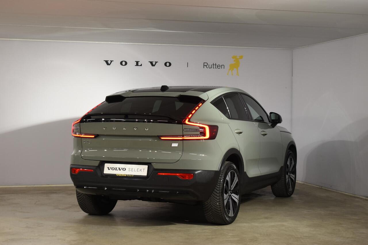 Volvo C40 231PK Single Motor 70 kWh Plus / Navigatie / Camera / Parkeersensoren / Stoelverwarming / Stuurverw. / Adaptieve Cruise Control / LM Velgen /