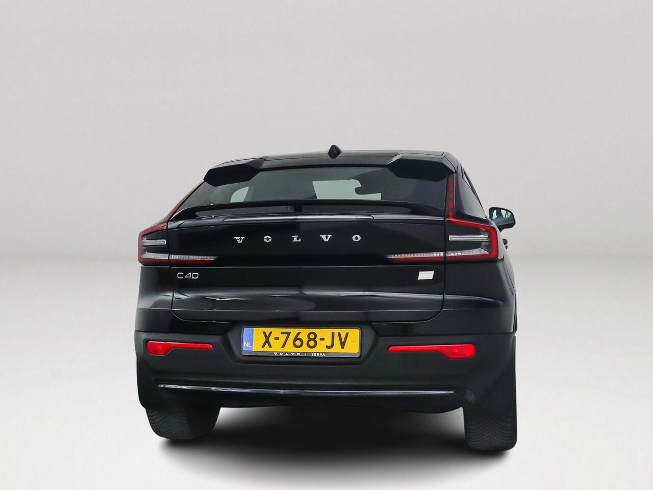 Volvo C40 Single Motor Plus 69 kWh | Panoramadak | Parkeercamera | Stoel- en Stuurverwarming