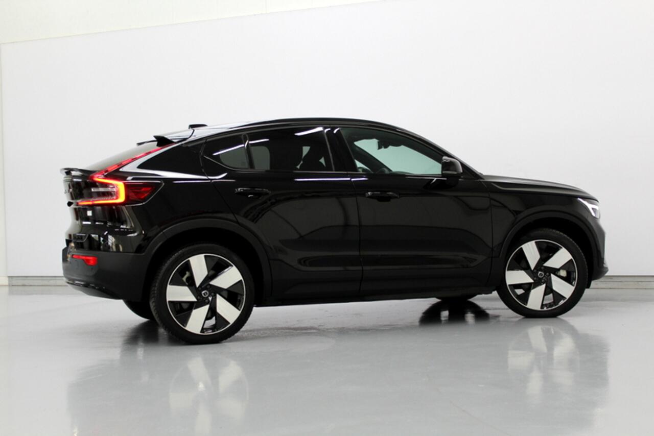 Volvo C40 Recharge Plus 69 kWh 232PK, RIJKLAAR!! PANORAMADAK | CAMERA | STOEL/STUURVERWARMING