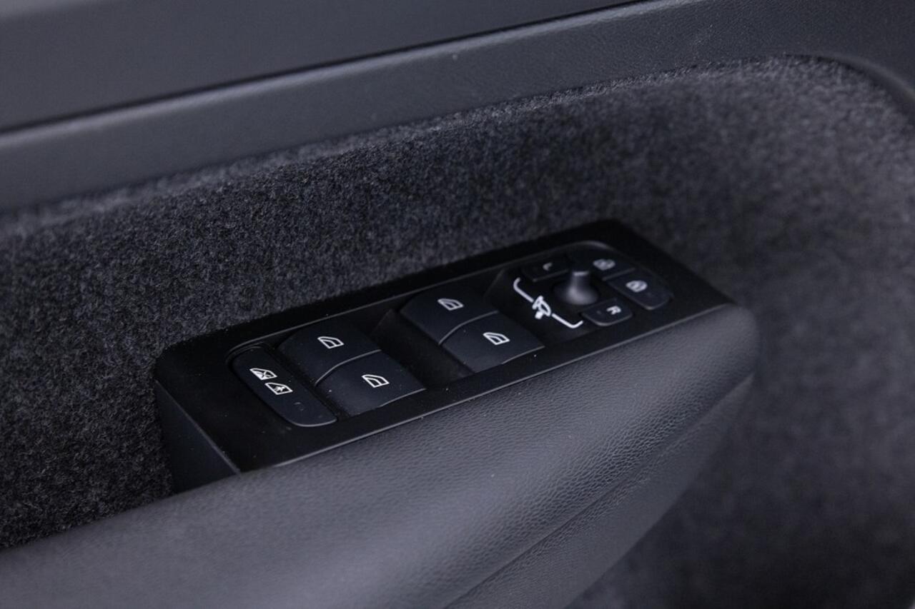 Volvo C40 Recharge Twin Intro Edition 78 kWh | SOH 92% | PANORAMADAK | harman/kardon