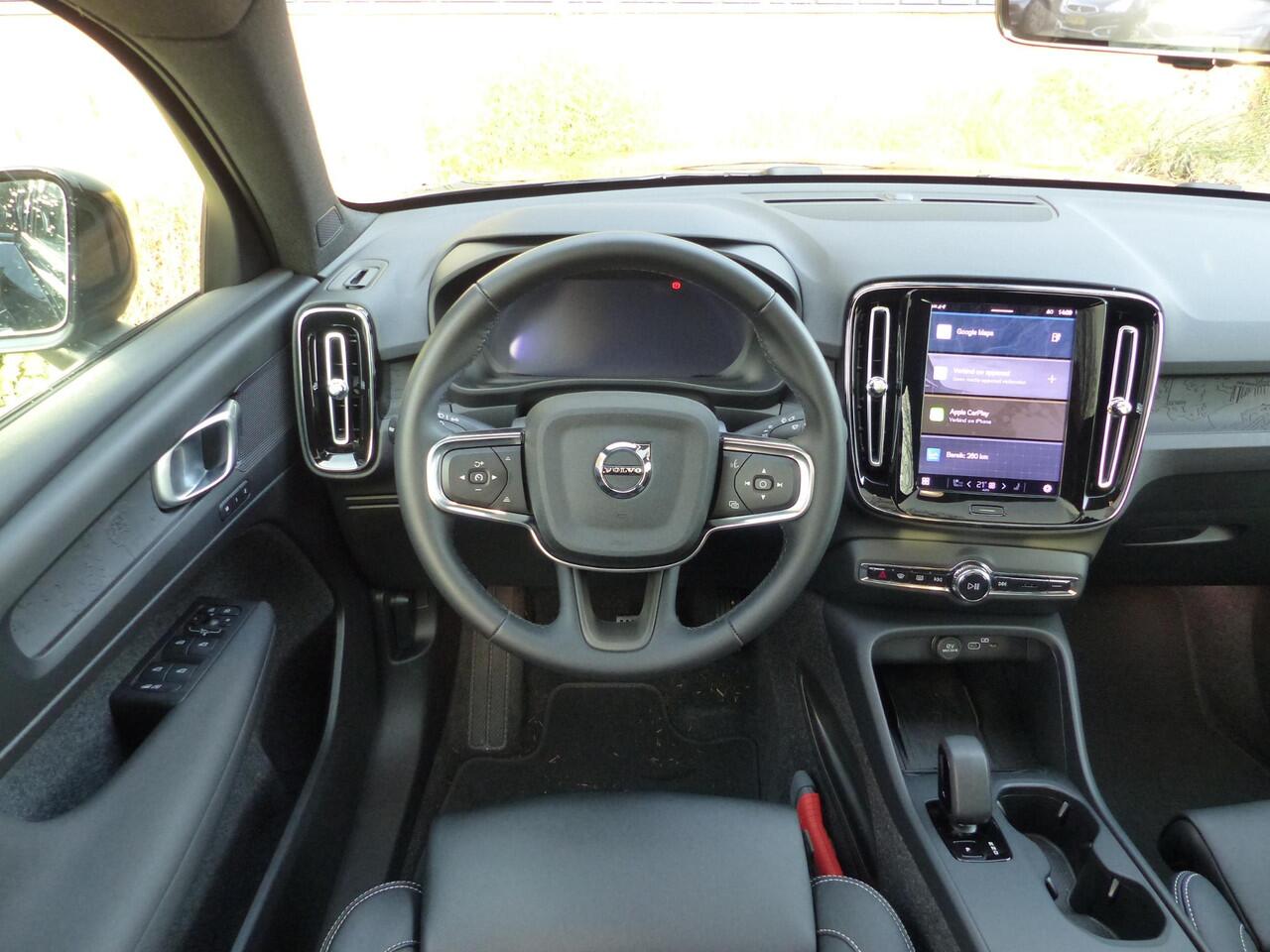 Volvo EC40 Extended Range Plus 82 kWh |Electr. verst. stoelen| Lederen bekleding| Digitale achteruitkijkspiegel|