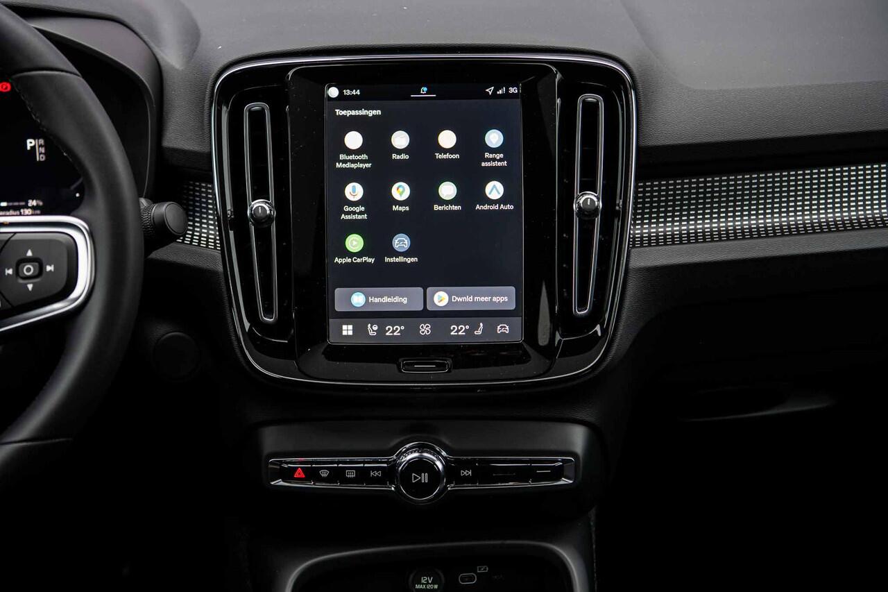 Volvo EC40 Single Motor Extended Range Ultra Black Edition | Harman Kardon | 20" | Panoramadak | Donker Glas | Power Seats |