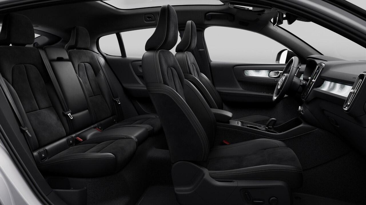 Volvo EC40 SINGLE MOTOR EXTENDED RANGE ULTRA 82 kWh -PANO.DAK|HARMAN/KARDON|PIXEL.LED|360°CAM|20"