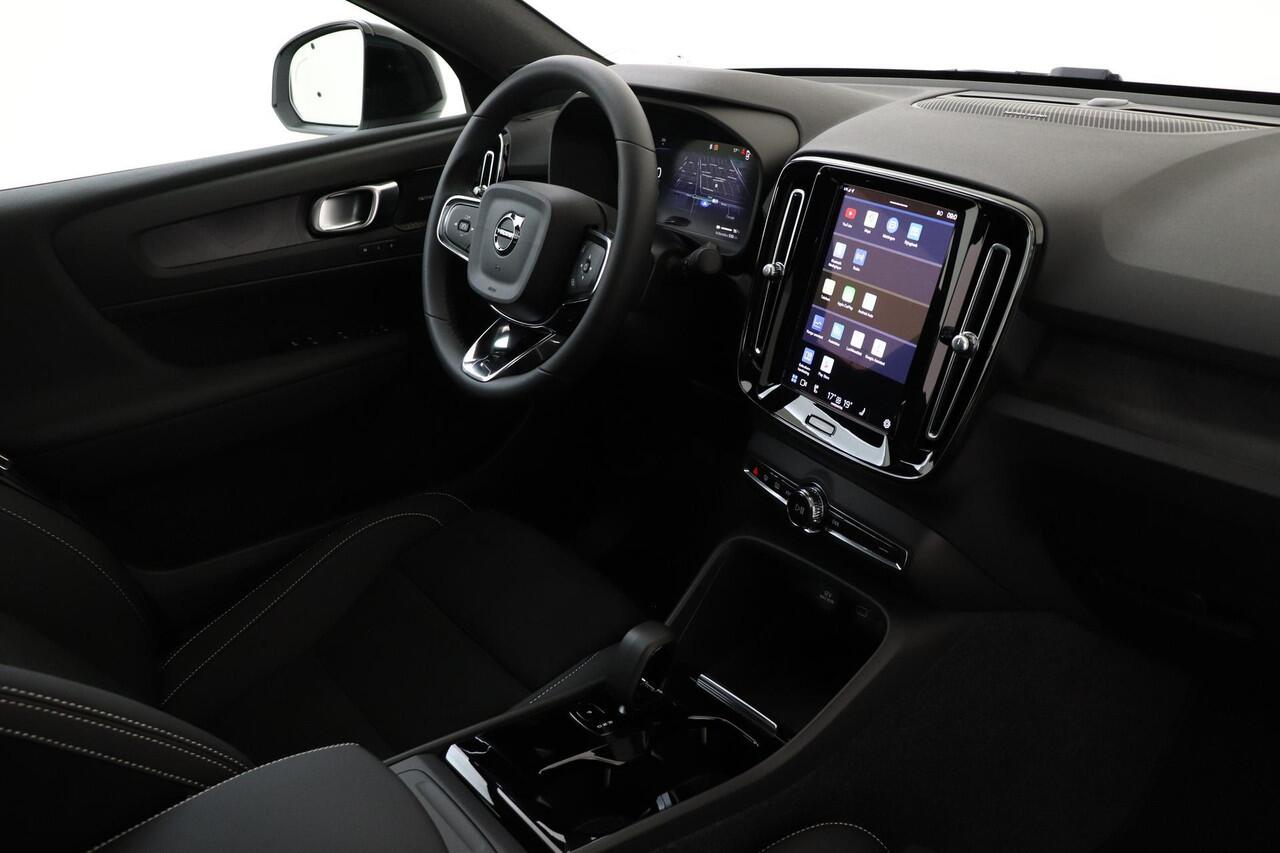 Volvo EC40 SM EXT. RANGE ULTRA 82 kWh -PANO.DAK|360°CAM|20"|WARMTEPOMP|HARMAN/KARDON