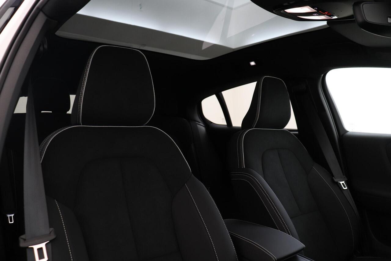 Volvo EC40 SM EXT. RANGE ULTRA 82 kWh -PANO.DAK|360°CAM|20"|WARMTEPOMP|HARMAN/KARDON