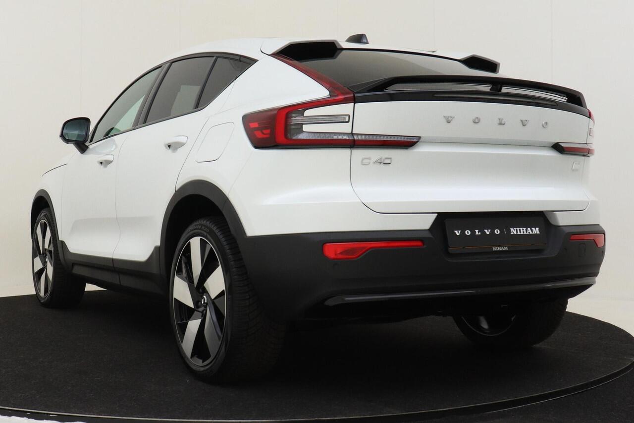 Volvo EC40 SM EXT. RANGE ULTRA 82 kWh -PANO.DAK|360°CAM|20"|WARMTEPOMP|HARMAN/KARDON