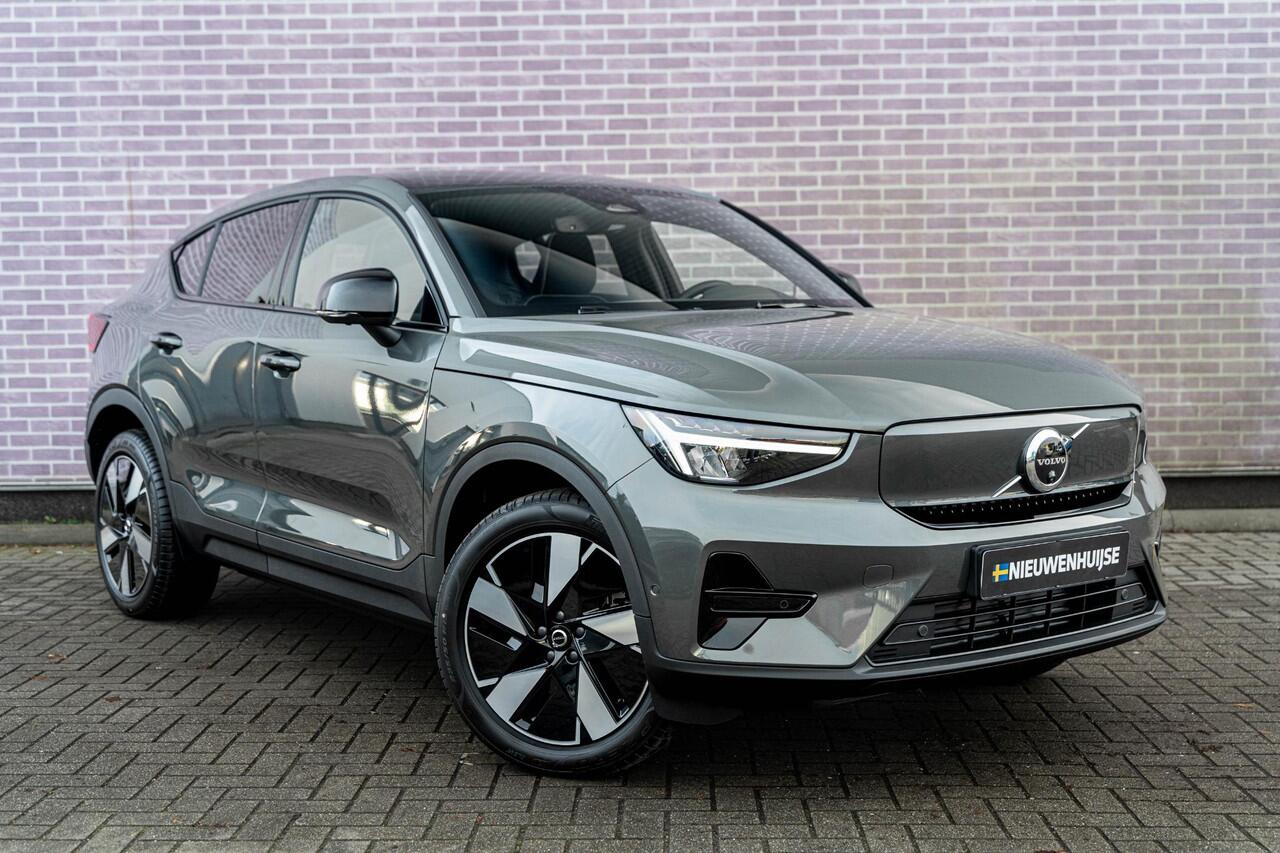 Volvo EC40 Single Motor Extended Range Plus 82 kWh | Trekhaak | Panoramadak | Keyless | Harman Kardon Audio | Elektrische Achterklep | 360 camera | Stoel-/Stuurverwarming | Adaptieve Cruise | Getint Glas | Luxe Bekleding |