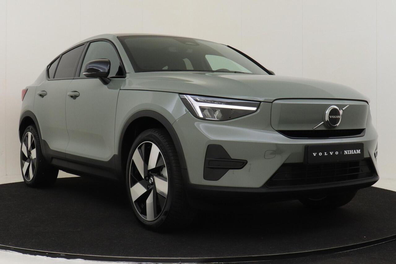 Volvo EC40 SM PLUS 69 kWh -PANO.DAK|KEY-LESS|20"|GETINT.GLAS|ADAP.CRUISE