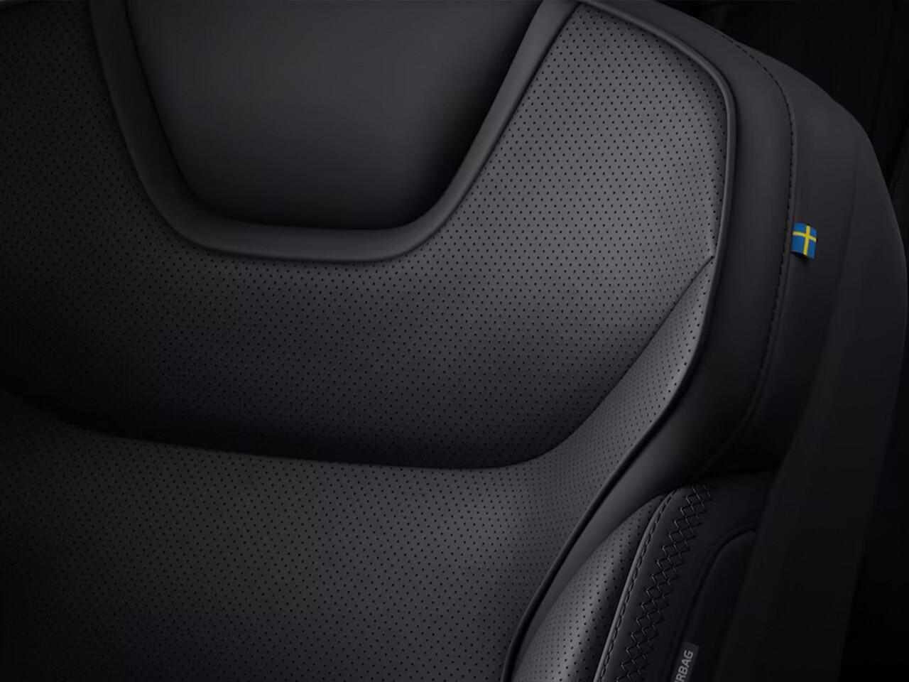 Volvo ES90 Twin Motor Performance Ultra Launch Ed. 106 kWh | Full Option | Luchtvering | B&W Audio | 22" Velgen | Chrome Pack