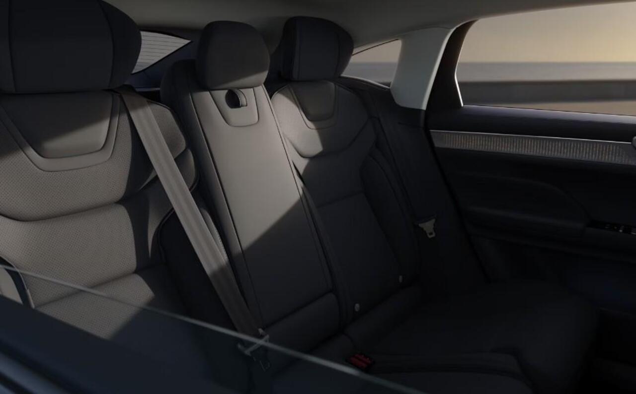 Volvo ES90 Single Motor Extended Range Ultra | Pilot Assist Pack | 22" | Bowers & Wilkins | Chrome Pack | Luchtvering | HD Pixel LED | Elektrochromatisch panoramadak | Gelamineerd Glas | Soft Close | Luxe middenarmsteun achter | Ventilatiestoelen voor & achter | Mas