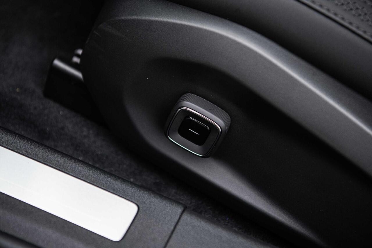 Volvo ES90 Single Motor Extended Range Ultra 92 kWh | Long Range | Google | Pilot Assist | Bowers & Wilkins Audio | Chrome Pack | Luchtvering | HD Pixel LED | Pano Dak | Gelamineerd Glas | Soft Close | Luxe middenarmsteun achter | Ventilatiestoelen Voor & Achter | M