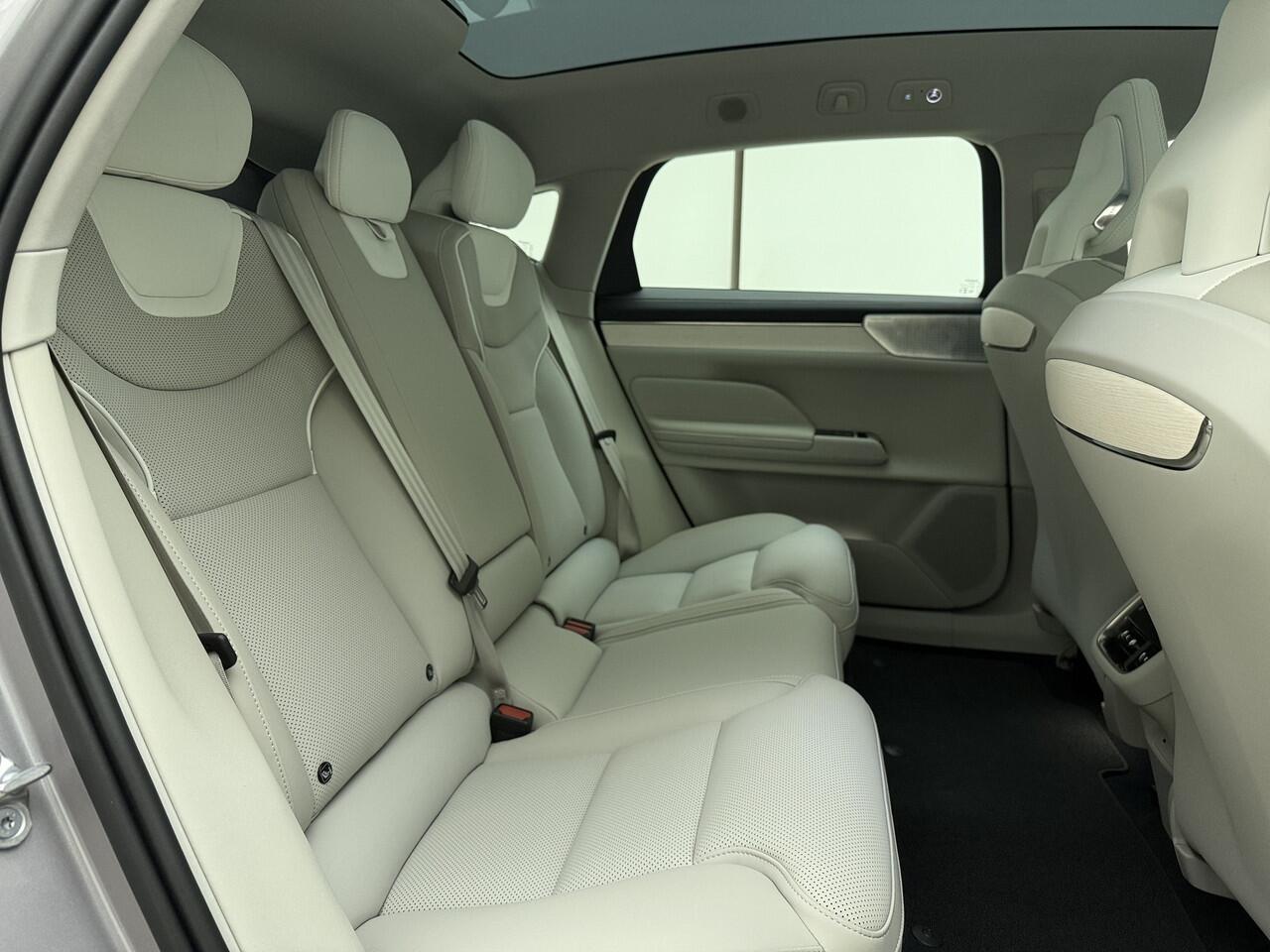 Volvo ES90 Extended Range Ultra / Luchtvering / Bowers&Wilkins Audio / Pilot Assist / Soft Close / 22'' / Massage / Ventilatie / 360 Camera /