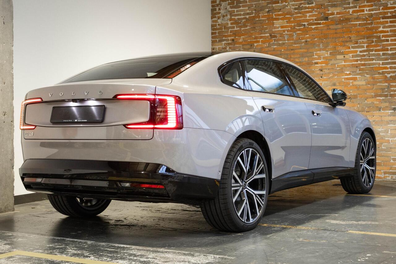 Volvo ES90 Single Motor Ext. R. Ultra Launch Edition 92 kWh | Luchtvering | Elektrochromatisch panoramadak | Geventileerde voor- en achterstoelen | Bowers & Wilkins | Pilot assist | 22 inch. lichtmetalen velgen | Stoel- /stuurwielverwarming | Verwarmde achterbank