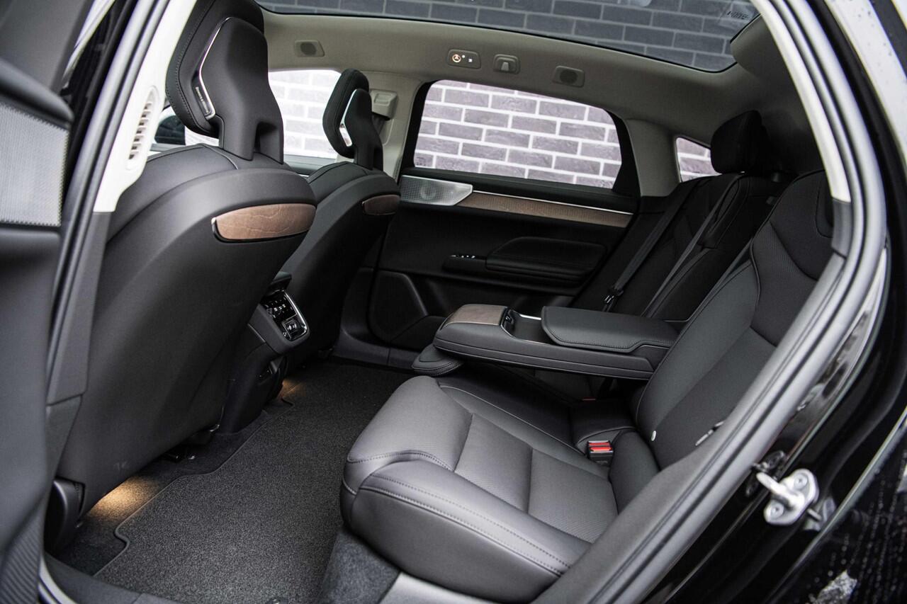 Volvo ES90 Single Motor Extended Range Ultra | Pilot Assist Pack | 22" | Bowers & Wilkins | Chrome Pack | Luchtvering | HD Pixel LED | Elektrochromatisch panoramadak | Gelamineerd Glas | Soft Close | Luxe middenarmsteun achter | Ventilatiestoelen voor & achter | Mas