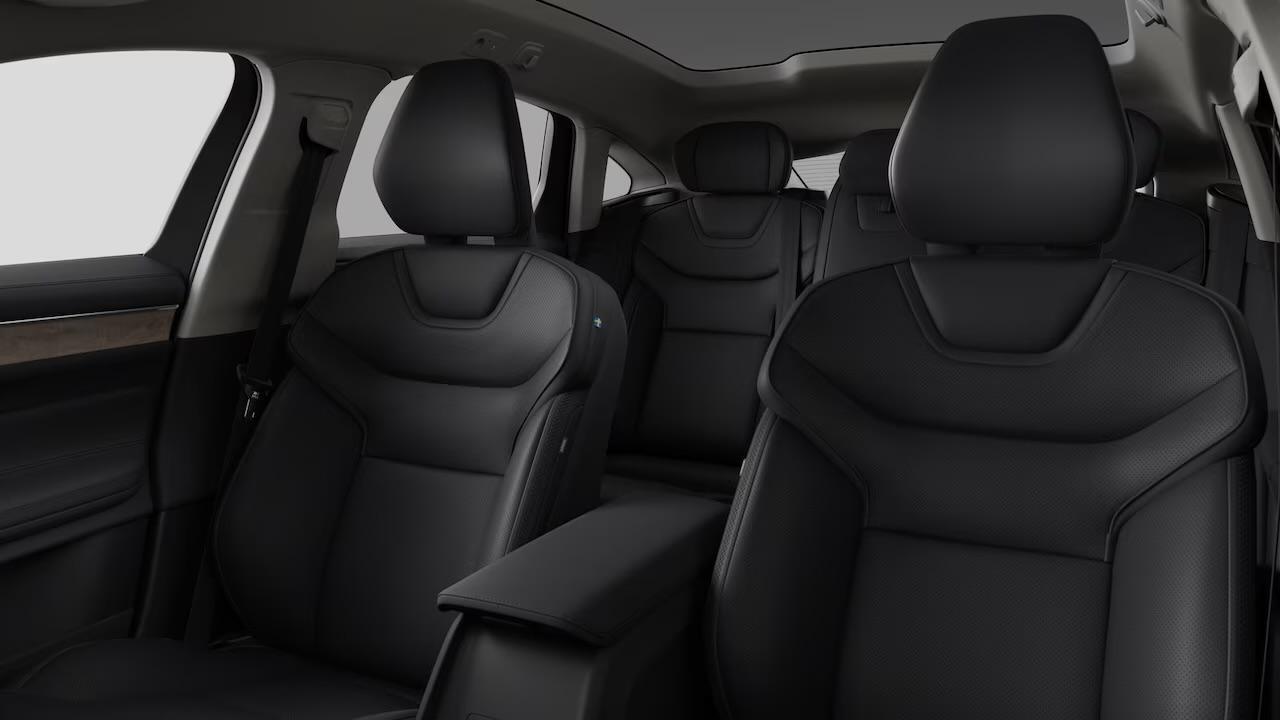 Volvo ES90 Single Motor Extended Range Ultra | 92kWu Accupakket | Luchtvering | Geventileerde Voor + Achterstoelen | Elektrochromatisch Panoramadak | 360° Camera |