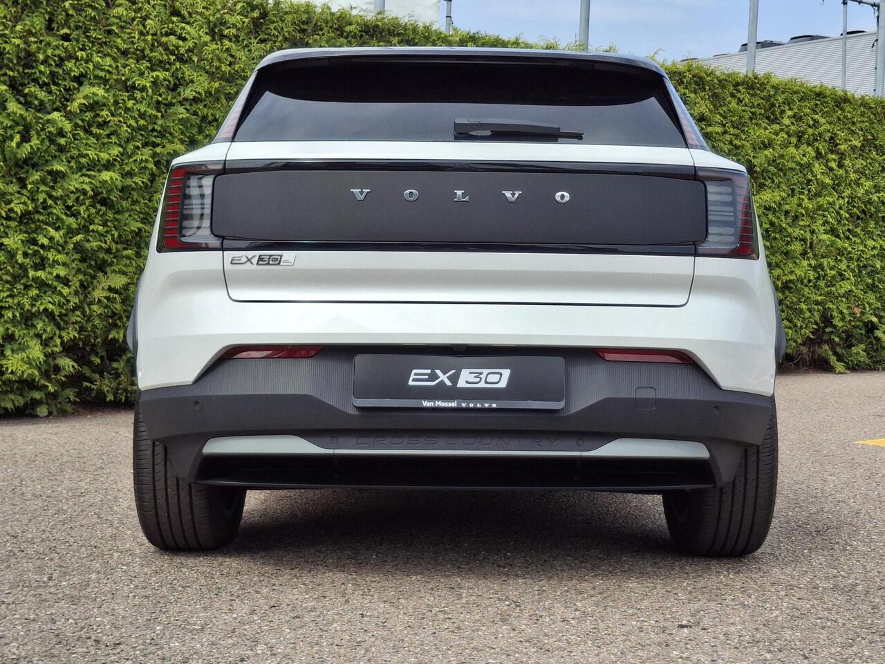 Volvo EX30 Cross Country Twin Engine Ultra