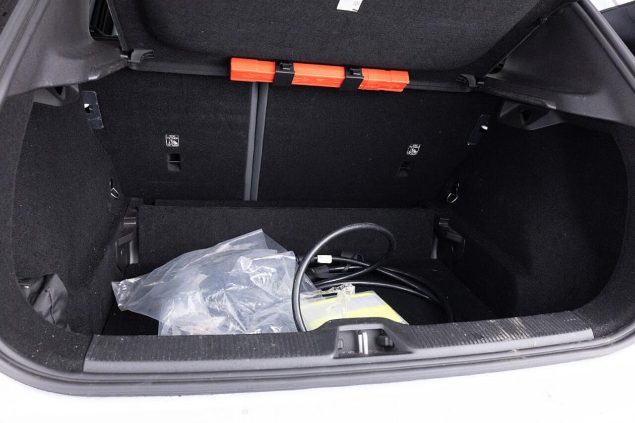 Volvo EX30 Single Motor Plus 51 kWh | harman/kardon *SOH 97%* ? 1e Eigenaar