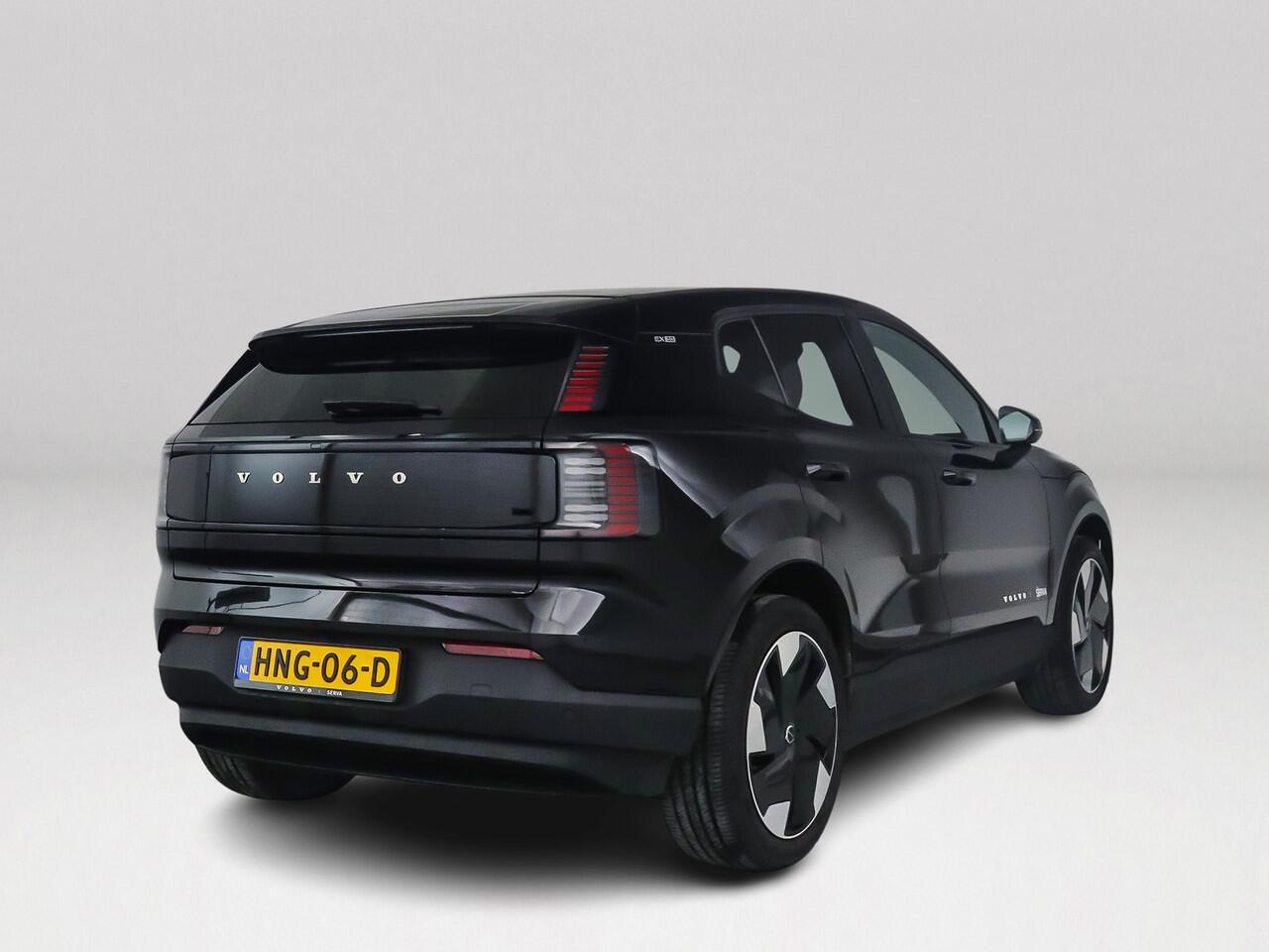 Volvo EX30 Single Motor Extended Range Plus 69 kWh | Parkeercamera | Harman Kardon | Keyless