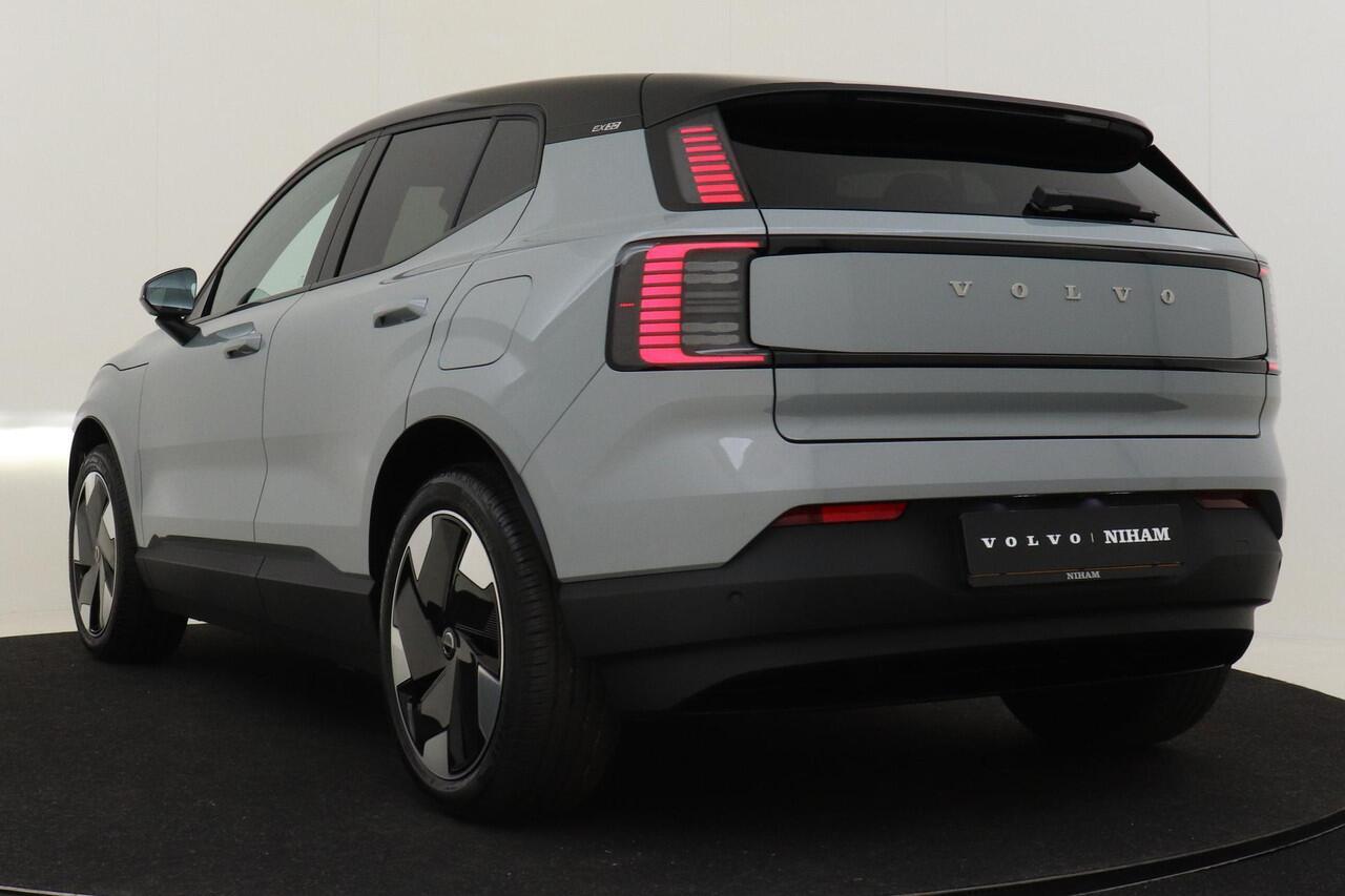 Volvo EX30 SINGLE MOTOR EXTENDED RANGE PLUS 69 kWh -CLIMATE|CARPLAY|CAMERA|ADAP.CRUISE|HARMAN/KARDON|GETINT.GLAS