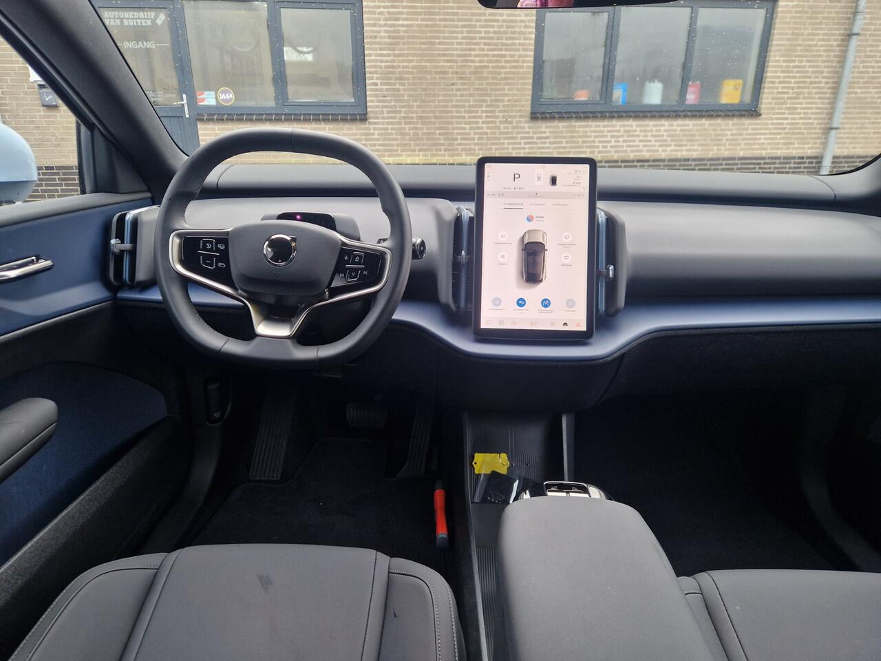 Volvo EX30 Single Motor Extended Range Core 69 kWh CLOUD BLUE 9.559 KM! SOH 100%