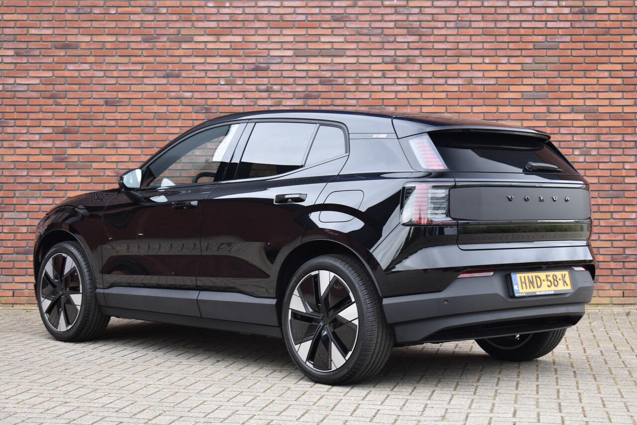 Volvo EX30 Extended Range 272PK Plus ¤ 9000 KORTING | Black Pakket |
