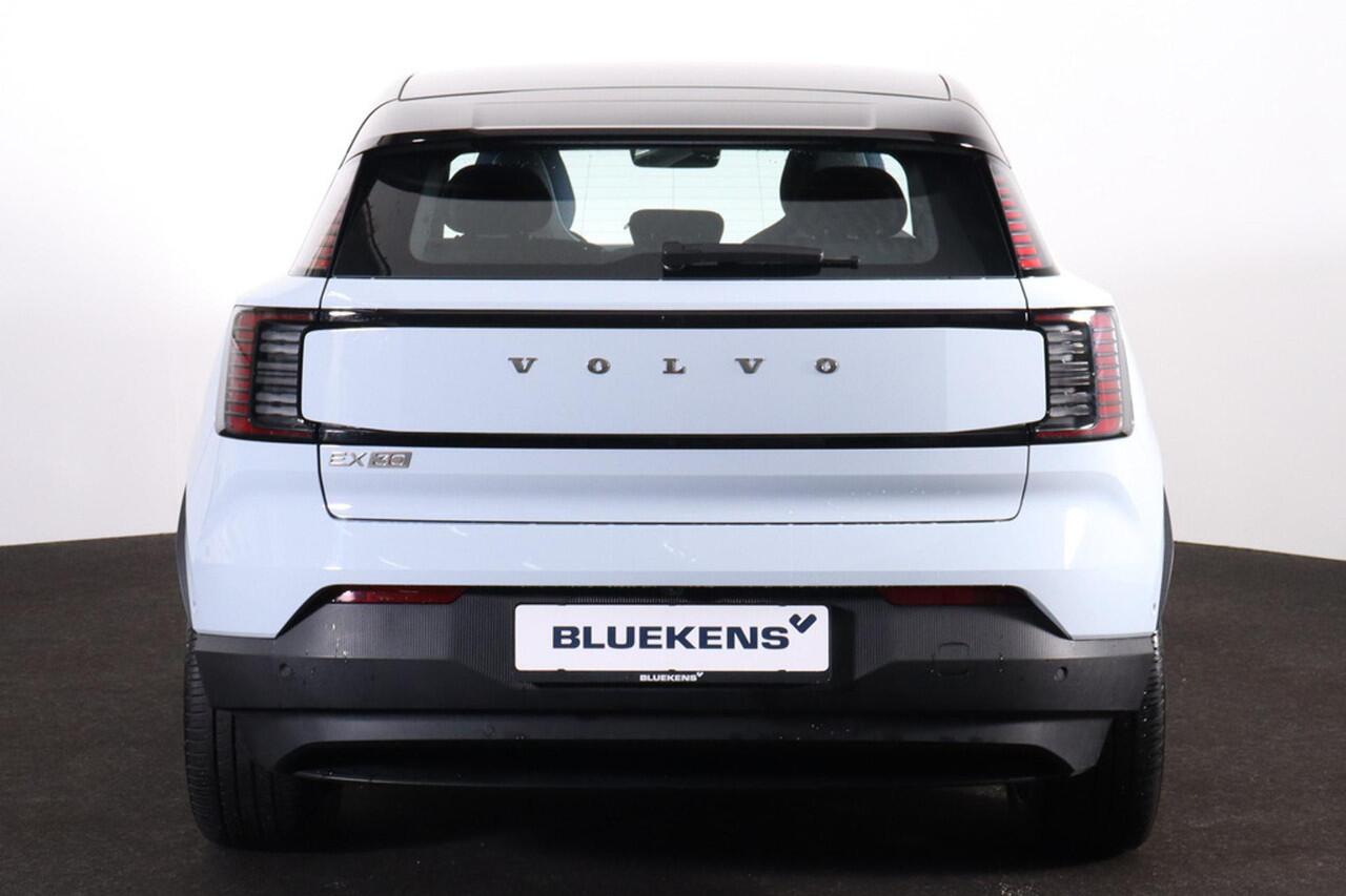 Volvo EX30 Extended Range Ultra 69 kWh - IntelliSafe Assist - Parkeersensoren voor & achter - Elektr. bedienb. bestuurdersstoel met geheugen - 19' LMV