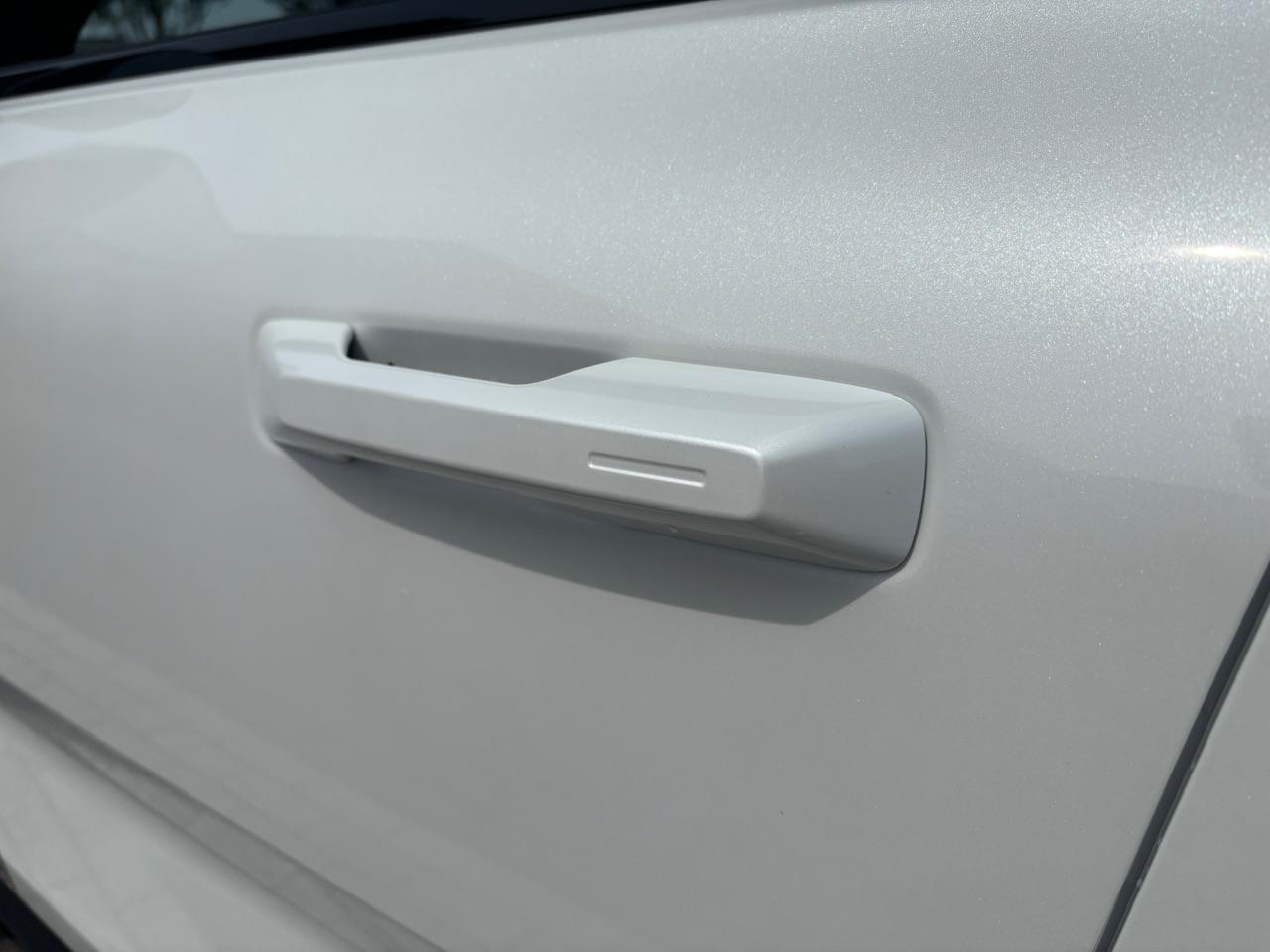 Volvo EX30 Single Motor Extended Range Plus 69 kWh 20 Inch | Getint glas achter | DEMO |