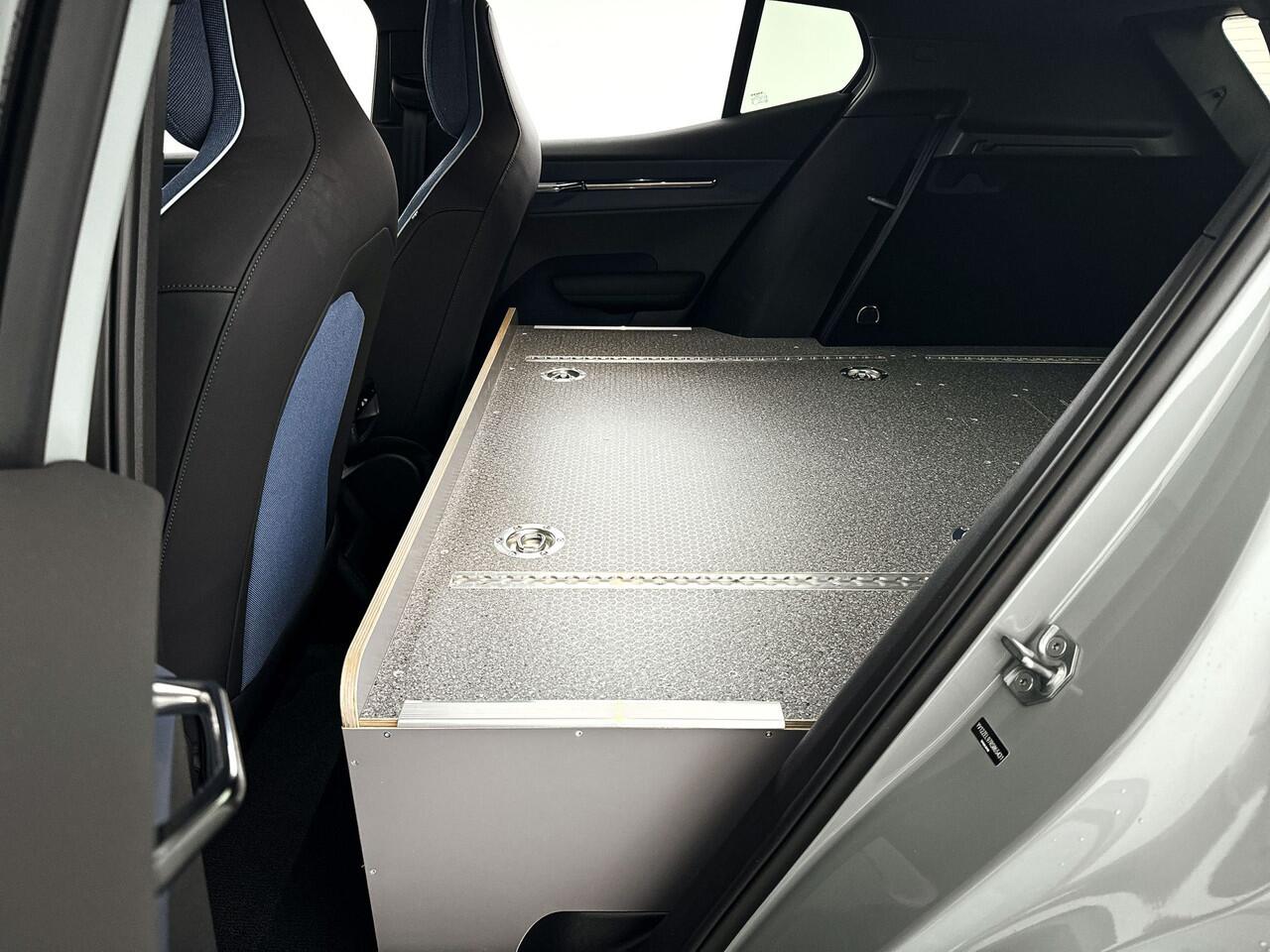 Volvo EX30 CARGO | Parkeercamera | Harman Kardon