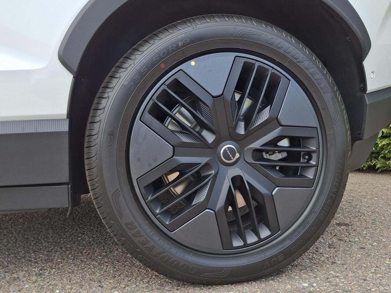 Volvo EX30 Cross Country Twin Engine Ultra