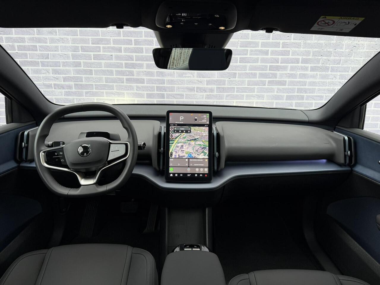 Volvo EX30 Single Motor Extended Range Ultra 69 kWh | Adaptieve Cruise Control | Panoramadak | Harman Kardon Audio | Warmtepomp | 360 Parkeercamera | BLIS |