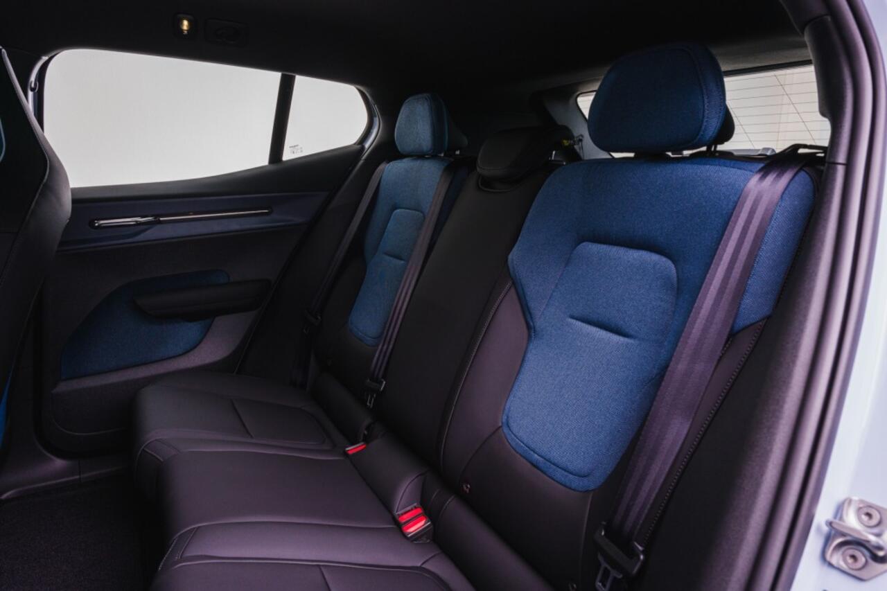 Volvo EX30 EX30 Core, Single Engine, Cloud Blue