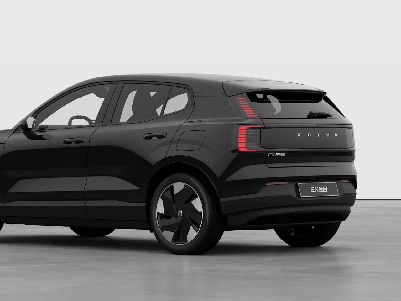 Volvo EX30 Single Motor Extended Range Plus Europa 69 kWh / 17% bijtelling / Levering 2025