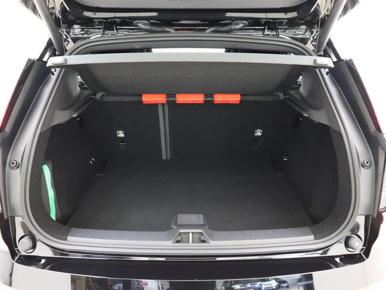 Volvo EX30 Extended Range Plus / DEMO DEAL / Getint glas / Adapt. Cruise / BLIS / Harman&Kardon / Keytag / PDC + Camera / El. Achterklep /