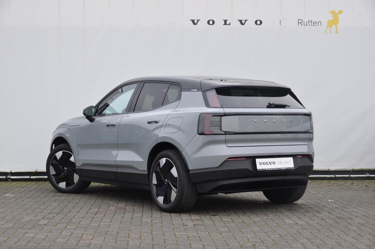 Volvo EX30 272PK Automaat Single Motor Extended Range Plus /Adaptieve Cruise Control/ Dodehoek Detectie / Parkeersensoren voor en achter/ Achteruitrijcamera/ Warmtepomp/ Google Services/