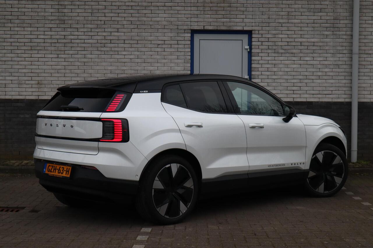 Volvo EX30 Twin Motor Performance Ultra 69 kWh | Stoel + stuurverwarming | Panorama | 20"