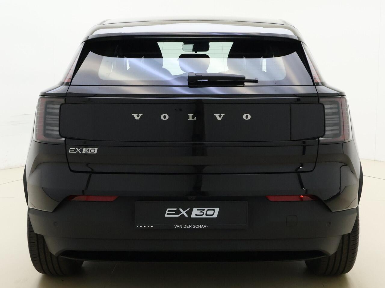 Volvo EX30 Extended Range 272PK Core | Direct leverbaar | Climate | ¤ 6.000,- VOORDEEL |