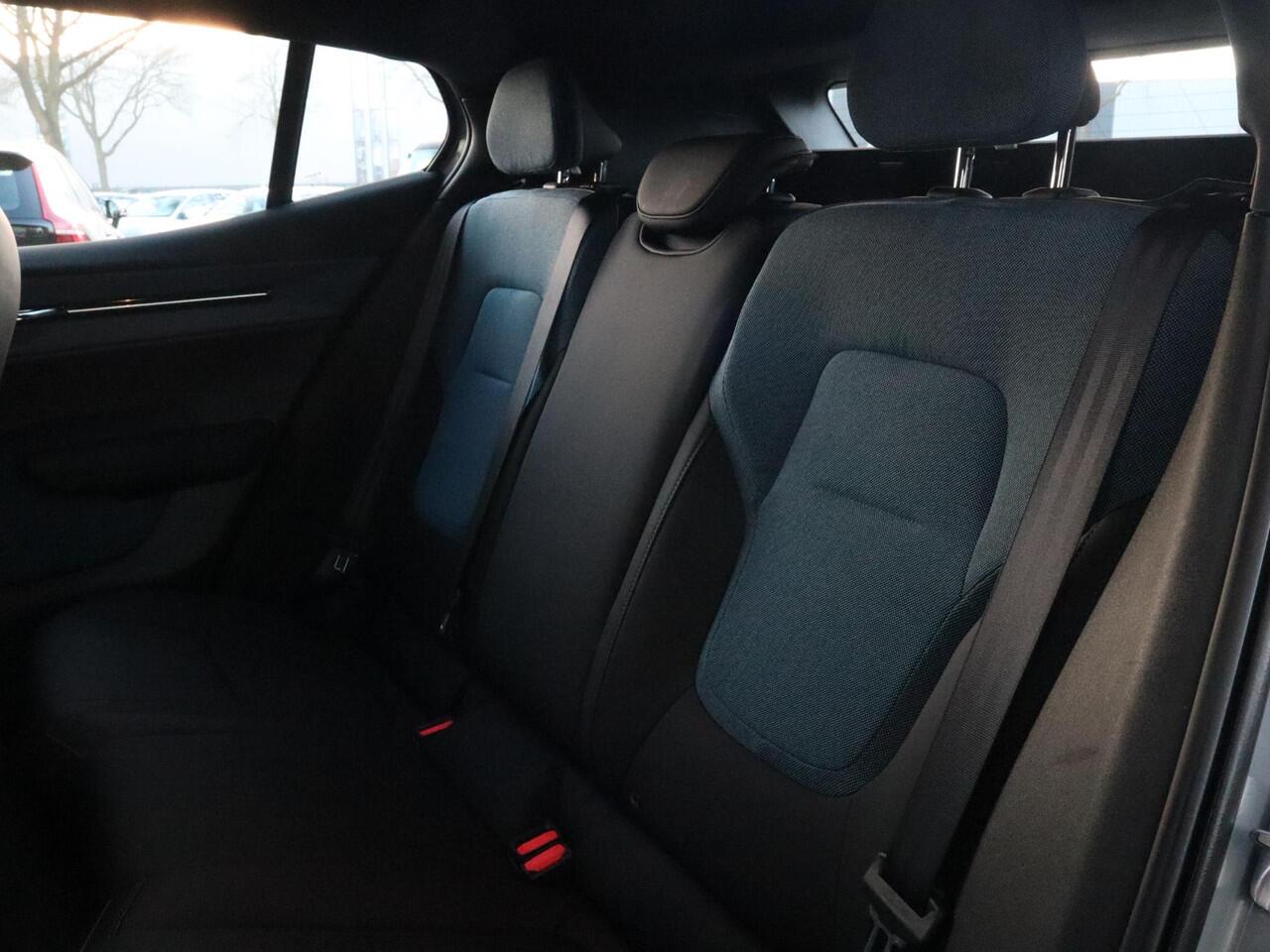 Volvo EX30 Single Motor Core 51 kWh | Stoel en Stuurverwarming |