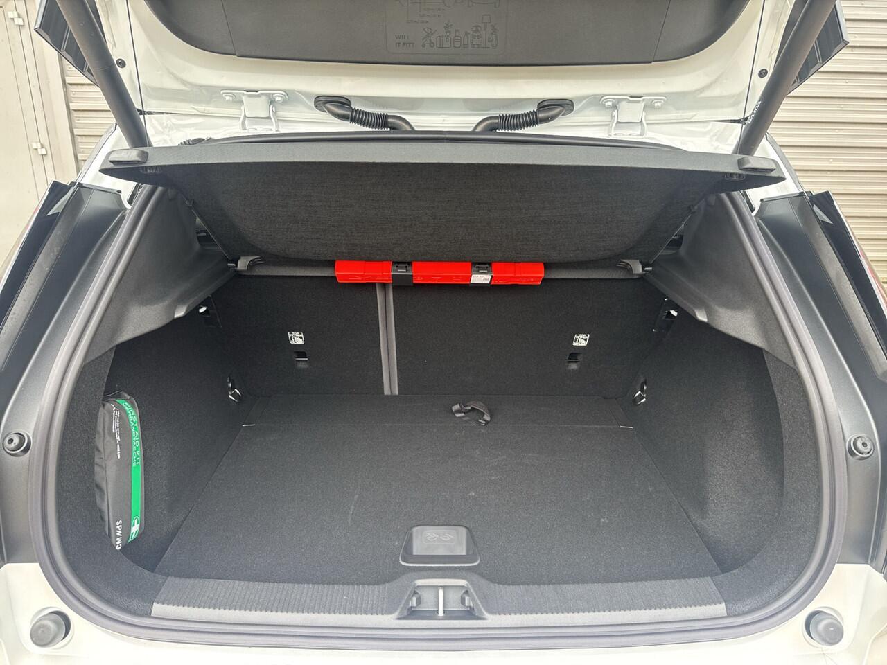 Volvo EX30 Extended Range Plus 69 kWh / 20" / Pack Climat / Extra getint glas /