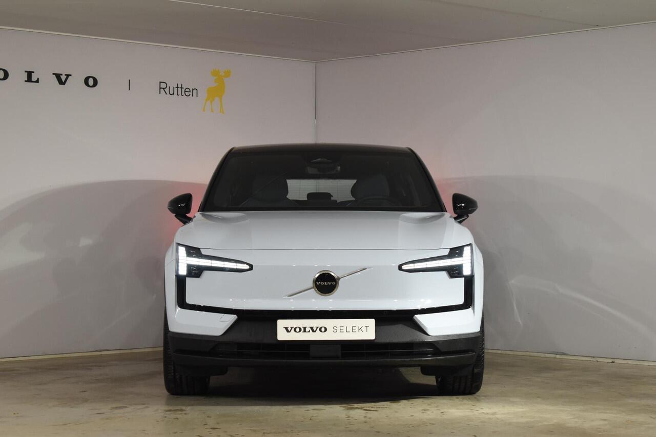 Volvo EX30 272PK Single Motor Extended Range Plus 69 kWh / Adaptieve Cruise Control/ Dodehoek Detectie / Parkeersensoren/ Achteruitrijcamera/ Warmtepomp/ Google Services/