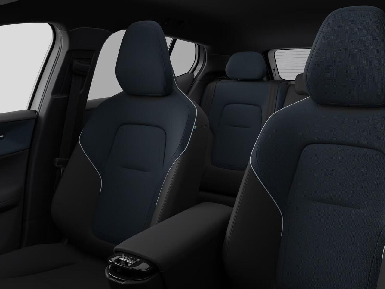 Volvo EX30 Single Motor Extended Range Plus 69 kWh / 17% bijtelling / Levering 2025