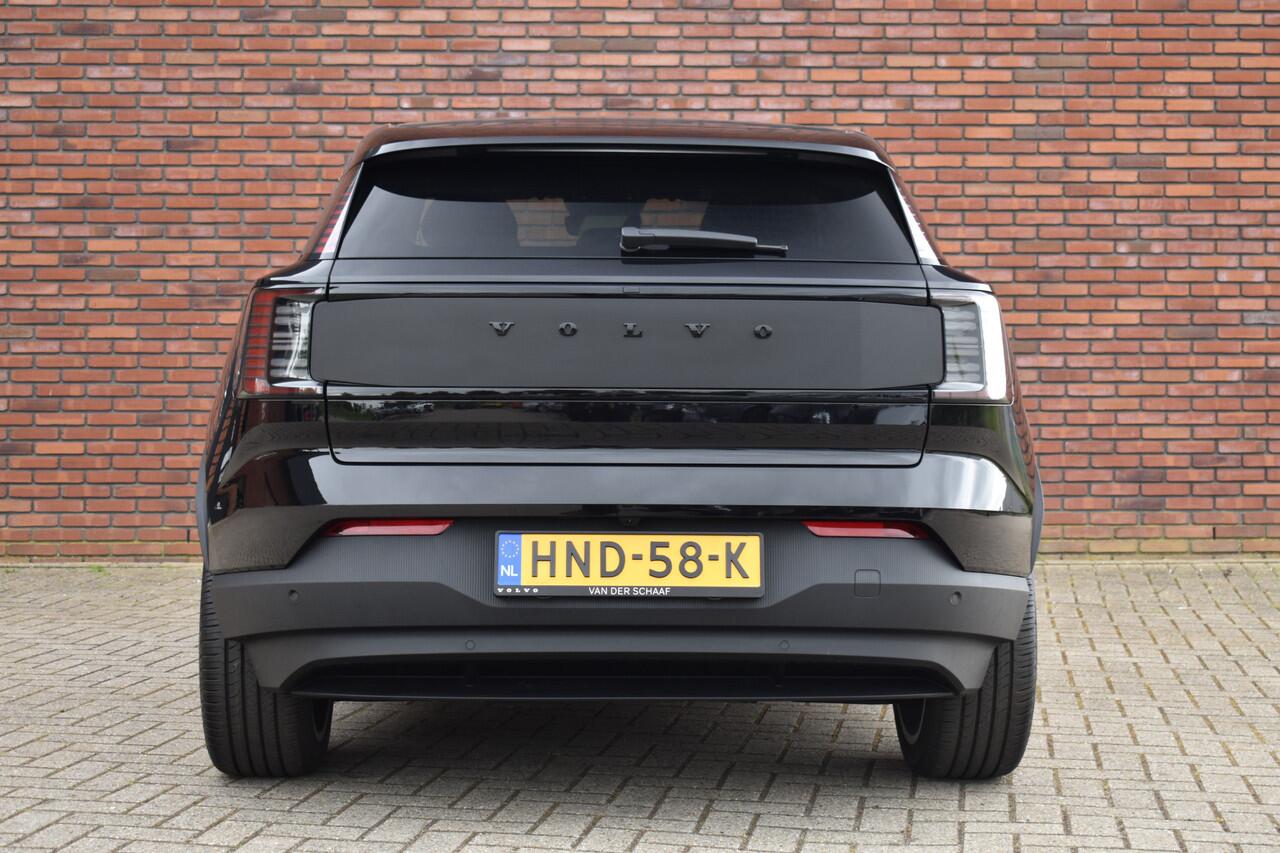 Volvo EX30 Extended Range 272PK Plus ¤ 9000 KORTING | Black Pakket |