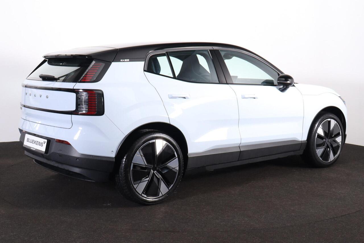 Volvo EX30 Extended Range Ultra 69 kWh - IntelliSafe Assist - Parkeersensoren voor & achter - Elektr. bedienb. bestuurdersstoel met geheugen - 19' LMV