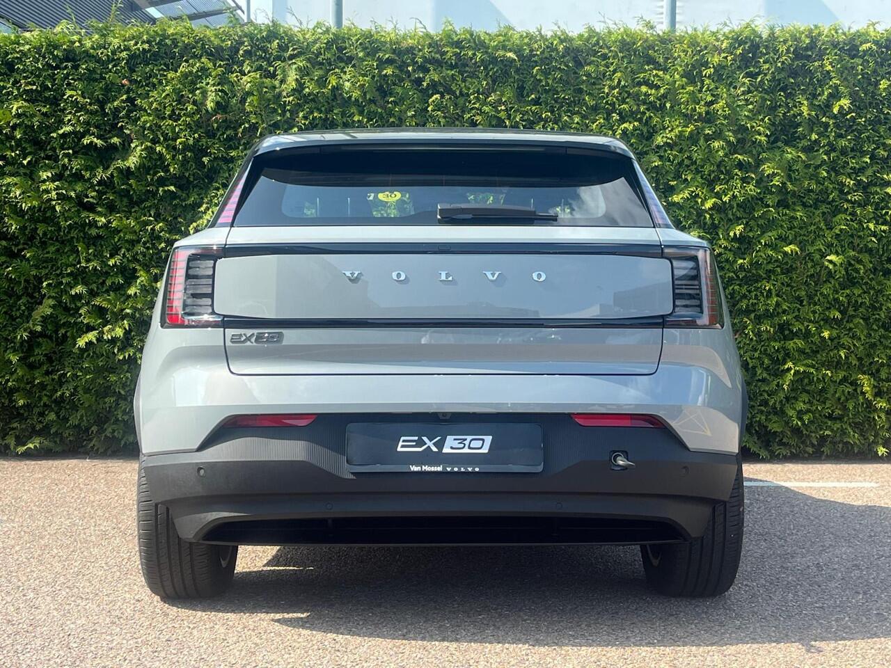 Volvo EX30 Single Motor Plus 51 kWh | nieuw uit voorraad | LAAGSTEPRIJS garantie |