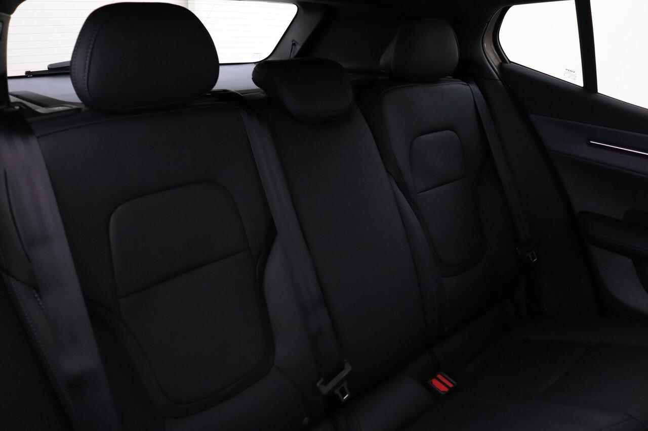 Volvo EX30 SINGLE MOTOR EXTENDED RANGE PLUS EUROPA 69 kWh -PANO.DAK|ELEK.STOELEN|HARMAN/KARDON|PRIVACY.GLAS|20"|LEDER
