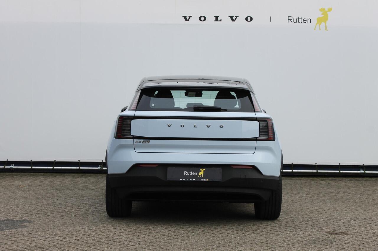 Volvo EX30 Single Motor Extended Range Plus 69 kWh Google services / Adaptieve cruise control / Blis / Parkeersensoren voor en achter met parkeercamera / Getinte ramen