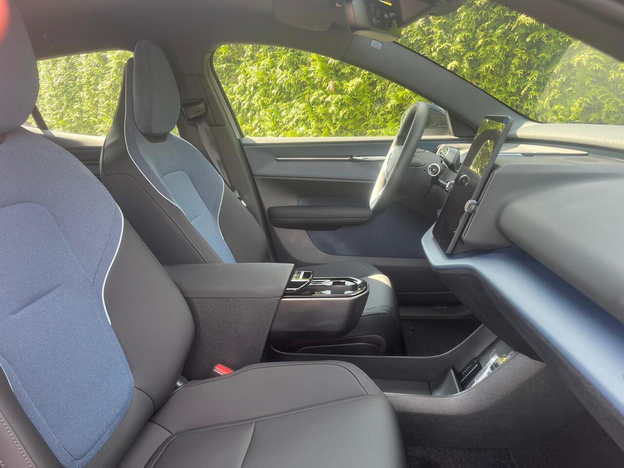 Volvo EX30 Single Motor Plus | Elektr. bed. stoelen | nieuw uit voorraad | LAAGSTEPRIJS garantie