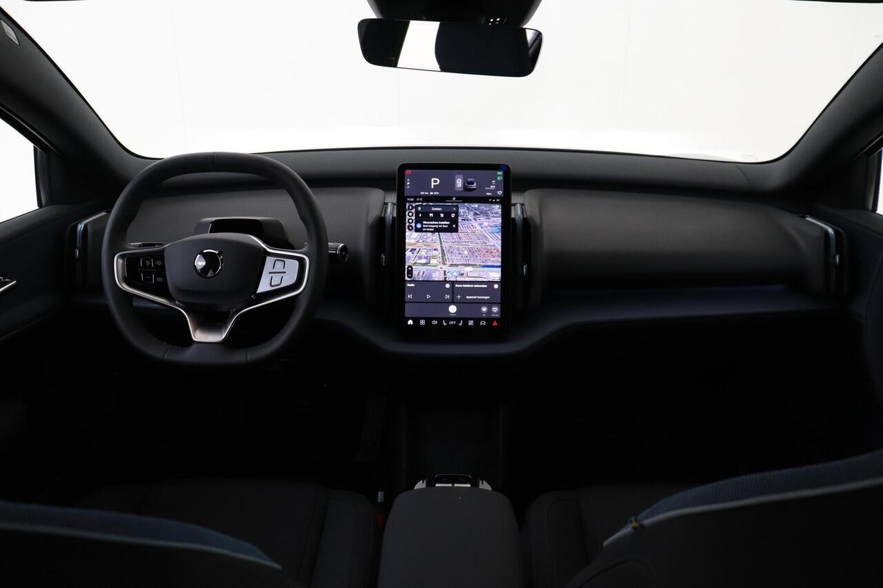 Volvo EX30 SINGLE MOTOR EXTENDED RANGE PLUS 69 kWh -CLIMATE|CARPLAY|CAMERA|ADAP.CRUISE|HARMAN/KARDON|GETINT.GLAS