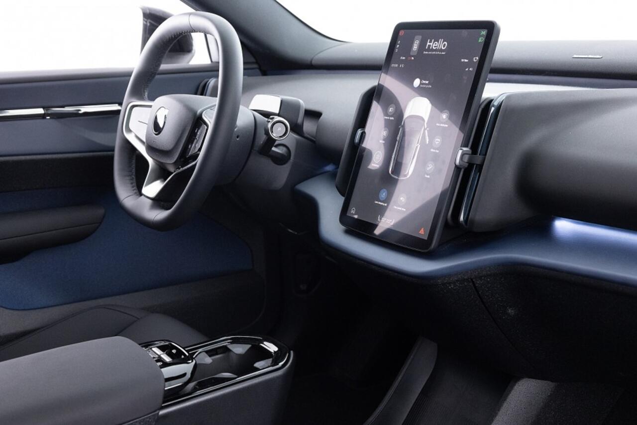 Volvo EX30 Twin Motor Performance Ultra 69 kWh ? 1e Eigenaar