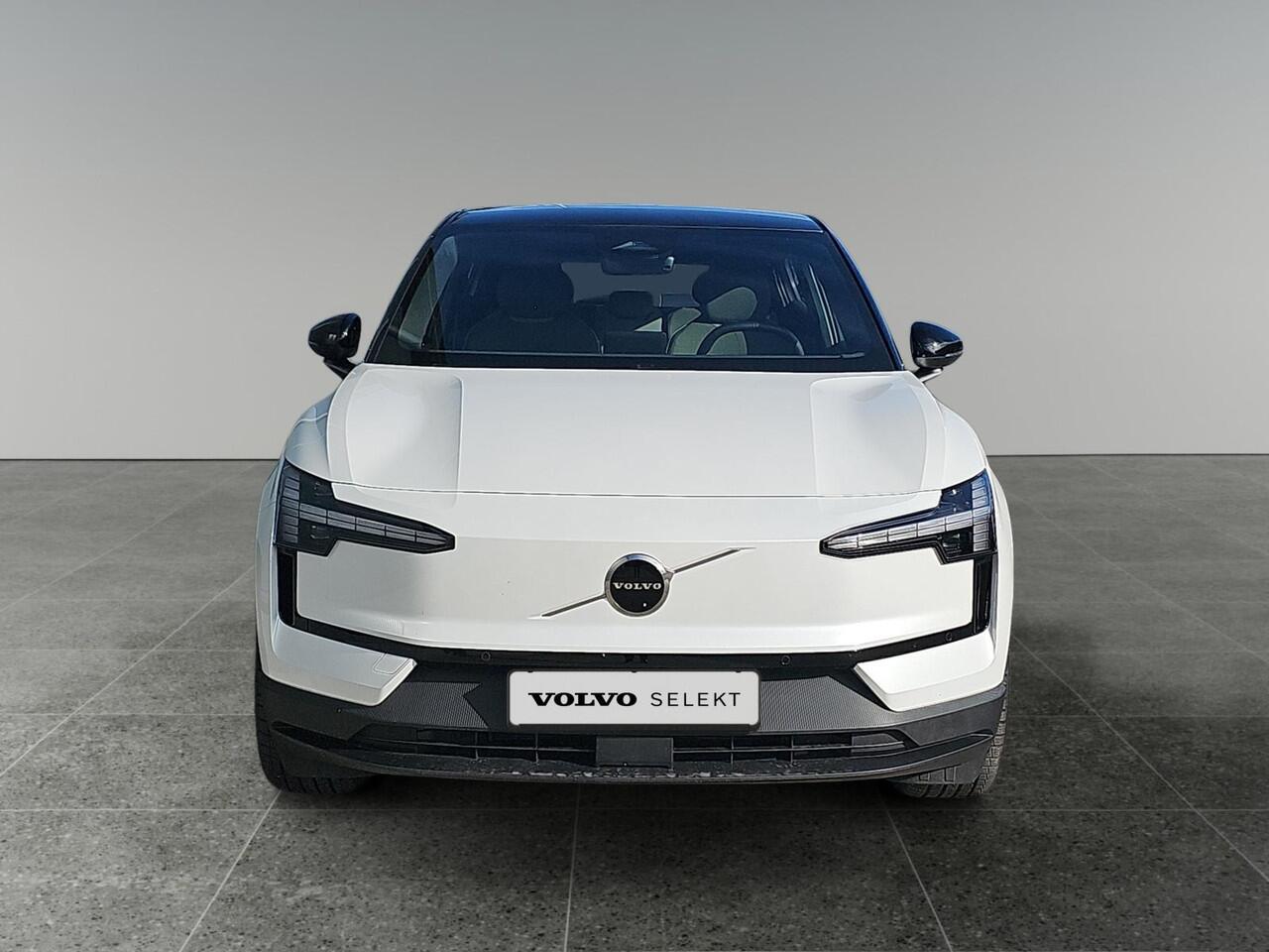 Volvo EX30 Single Motor Extended Range Plus 69 kWh | Trekhaak | Harman/Kardon Audio | Keyless Entry | Elektrische achterklep |