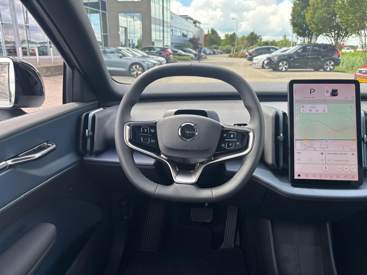 Volvo EX30 Cross Country Twin Motor Performance Ultra 69 kWh | Panoramadak | 360 Graden Camera | Harman/Kardon |